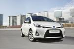 Toyota Yaris Hybrid 2012 года